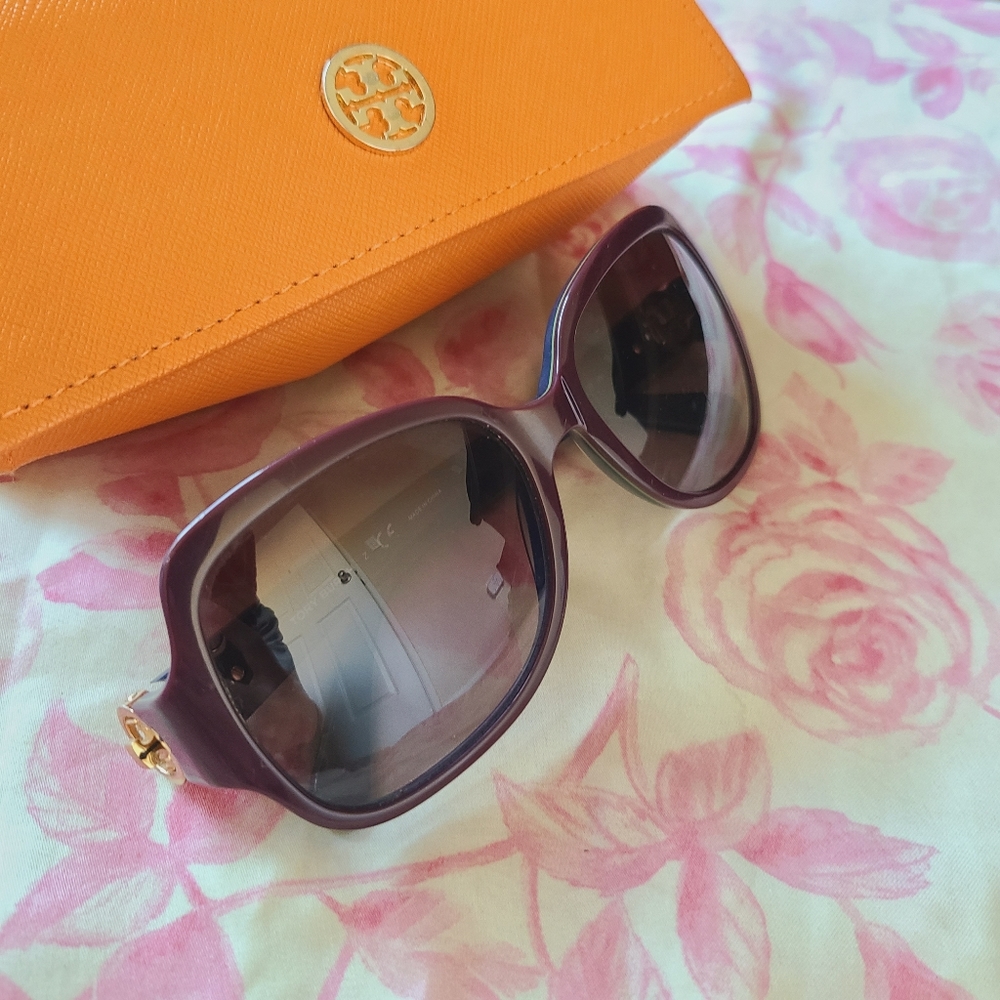 Tory burch sunglasses